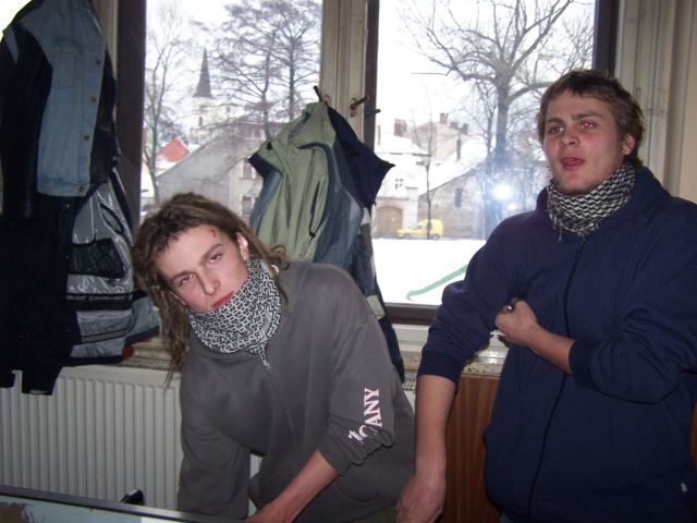 Zav��t okno.